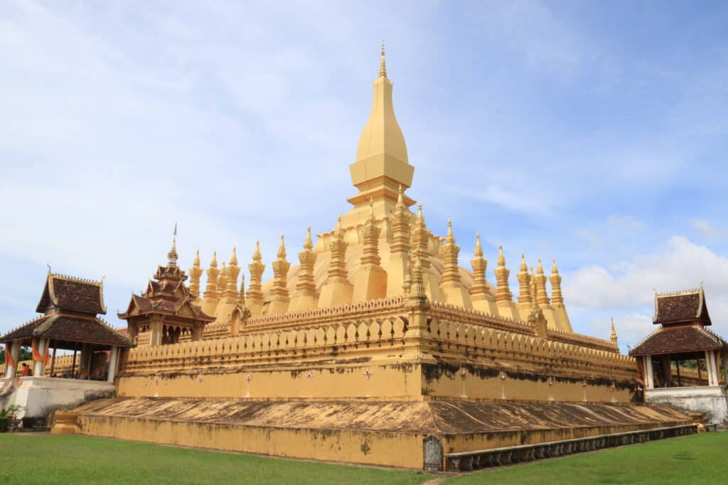 Vientiane_Pha_That_Luang_Temple_©EasiaTravel